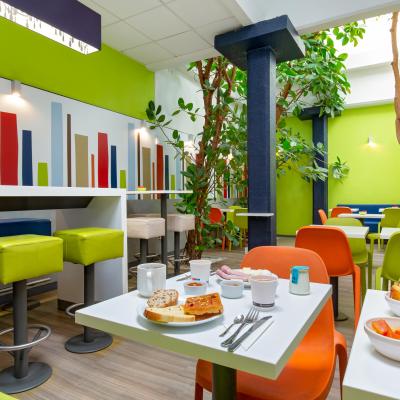 CASTELLET HOSPITALITY