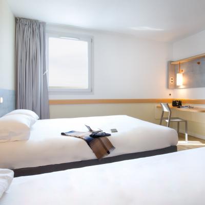 Nos Hôtels - IBIS Budget Frejus Centre plage **