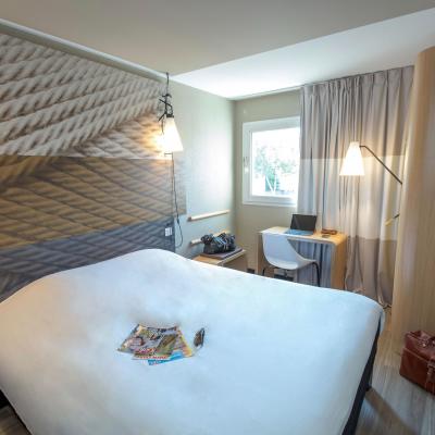 Our Hotels - IBIS Marseille Timone ***